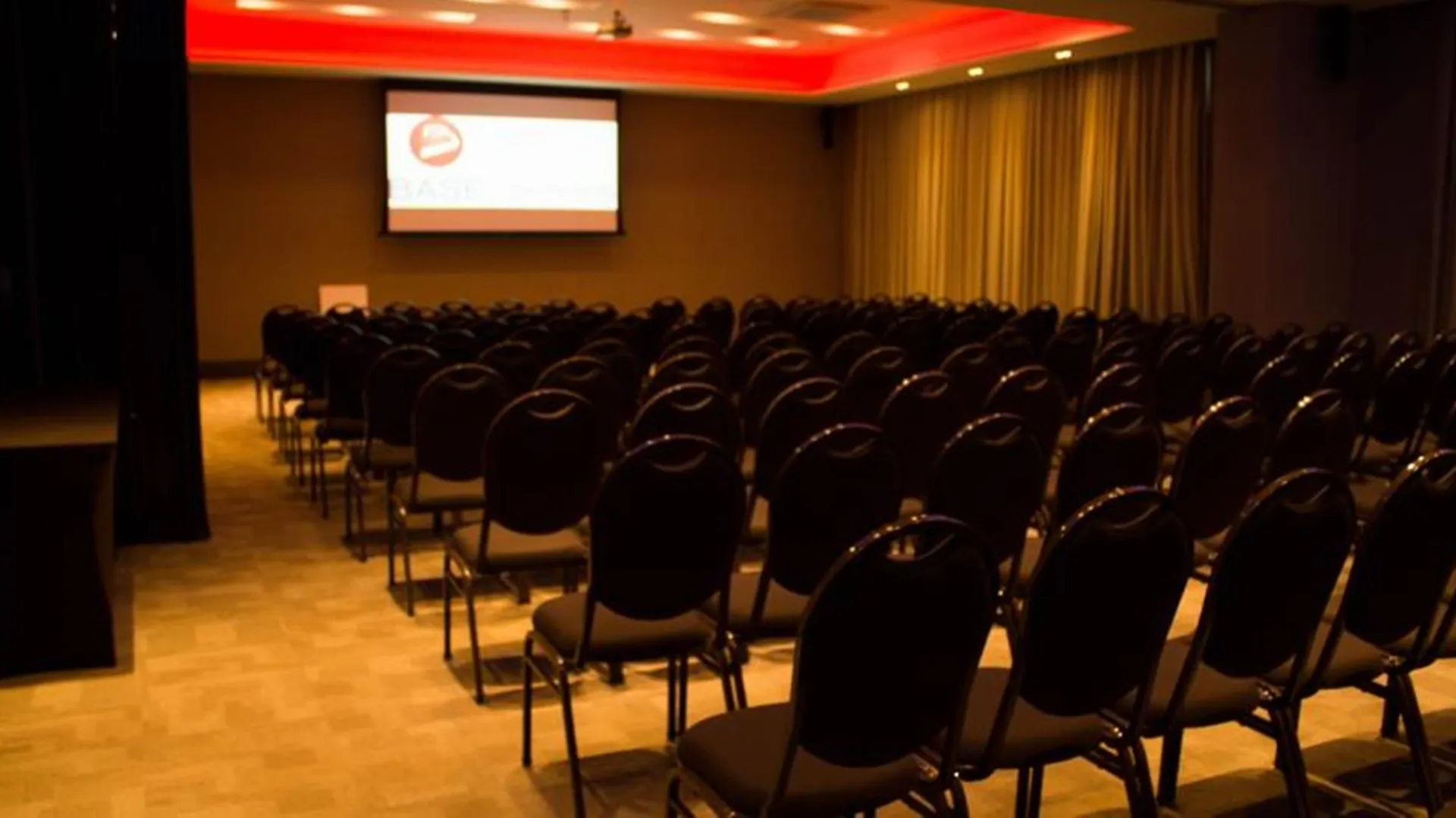Ibis Styles Brasilia Aeroporto Hotel 3*,