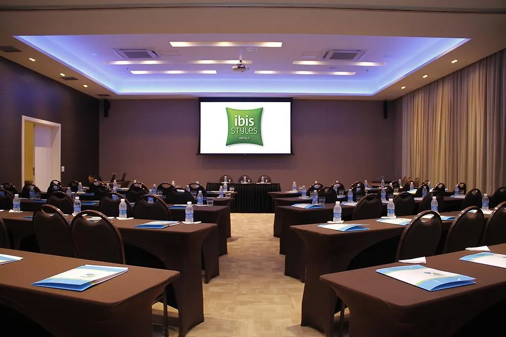 Ibis Styles Brasilia Aeroporto Hotel